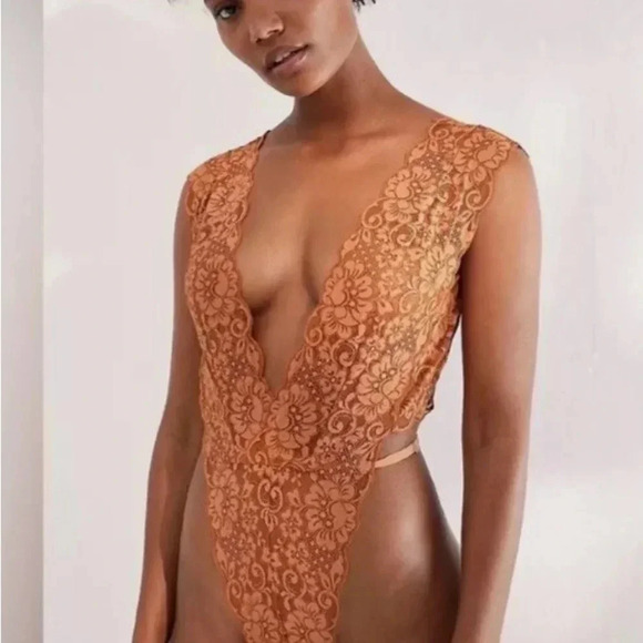 We Are HAH/Free People Cut To The Chase Bodysuit Brown Sugar XS - Picture 2 of 5